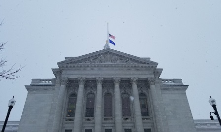 Snowy Capitol on Session Day 2.12.18 .jpg