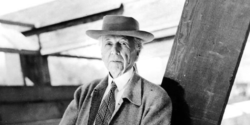 Frank Lloyd Wright Photo.jpg