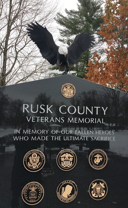 Veterans Memorial Eagle.JPG
